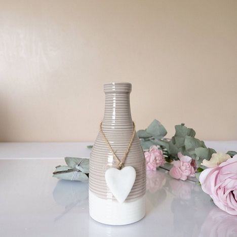 KOD 164<br><strong> WAZON</strong><br>Wymiary: h 16 cm<br><strong>Ilość na stanie: 12</strong><br><strong>Cena wypożyczenia:  3 zł</strong>