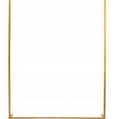 KOD 221<br><strong>ŚCIANKA  ZŁOTA  POJEDYNCZA</strong><br>Wymiary: 200 x 210 cm<br><strong>Ilość na stanie: 1</Strong><br><strong>Cena wypożyczenia: 100 zł</strong>