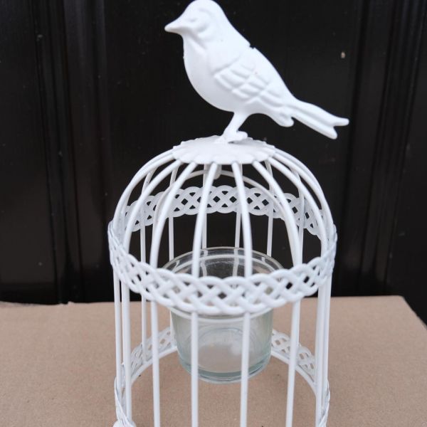 KOD 632<br><strong>KLATKA MAŁA - PTASZEK</strong><br>Wymiary:24 h x 12 cm<br>Ilość na stanie: 6<strong><br>Cena wypożyczenia: 5 zł</strong>