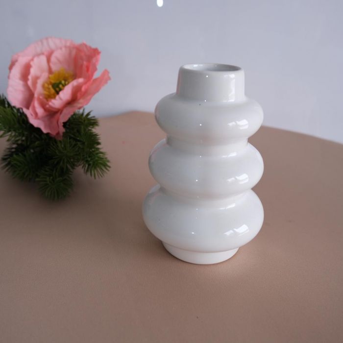 KOD 174<br><strong> WAZON BAŁWANEK</strong><br>Wymiary: h 12 cm<br><strong>Ilość na stanie: 11</strong><br><strong>Cena wypożyczenia: 3 zł</strong>