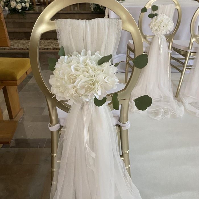 KOD 290<br><strong>KRZESŁO AURORA</strong><br>Ilość na stanie: 4</Strong><br><strong>Cena wypożyczenia: 25 zł</strong>